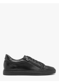 Ryłko - Czarne buty męskie typu trampki z ozdobnym zamkiem. Zapięcie: zamek. Kolor: czarny. Materiał: skóra. Styl: street, sportowy