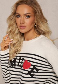 Renee - Beżowo-Czarny Sweter z Napisem Smile i Wzorem w Paski Suwaia. Kolor: beżowy. Długość rękawa: długi rękaw. Długość: długie. Wzór: napisy, paski. Styl: klasyczny #4