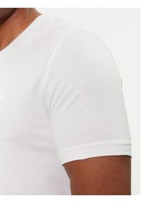 Calvin Klein T-Shirt Smooth K10K112507 Biały Regular Fit. Kolor: biały. Materiał: bawełna