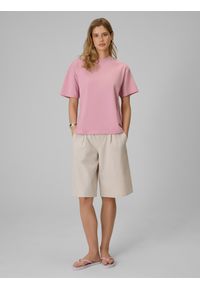 4f - 4F T-shirt loose gładki damski - różowy M. Okazja: na co dzień. Kolor: różowy. Materiał: skóra, bawełna, dzianina. Wzór: gładki. Styl: casual #2