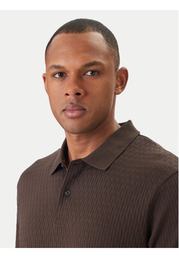JOOP! Polo Jorge 30101934 Brązowy Slim Fit. Typ kołnierza: polo. Kolor: brązowy. Materiał: bawełna