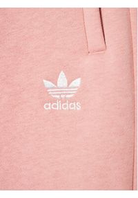 Adidas - adidas Spodnie dresowe adicolor HD2056 Różowy Regular Fit. Kolor: różowy. Materiał: bawełna #3