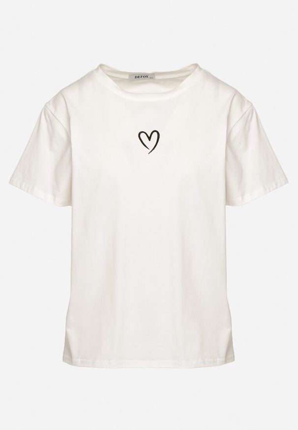 Born2be - Biała Bluzka z Bawełny Ozdobiona Sercem Lenala. Okazja: na co dzień. Kolor: biały. Materiał: bawełna. Długość rękawa: krótki rękaw. Długość: krótkie. Wzór: aplikacja. Styl: casual, klasyczny