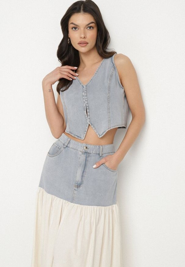 Born2be - Jasnoniebieski Komplet Jeansowy z Wiskozy Kamizelka i Rozkloszowana Spódnica Zolmoi. Kolor: niebieski. Materiał: wiskoza, jeans