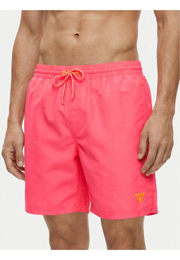 Guess Szorty kąpielowe F6GT24 WG282 MEDIUM Różowy Regular Fit. Kolor: różowy. Materiał: syntetyk