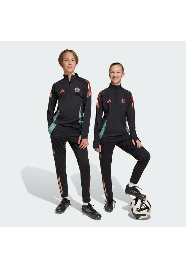 Adidas - Spodnie FC Bayern Tiro 24 Training Kids. Kolor: czarny. Materiał: materiał, dresówka. Sport: piłka nożna
