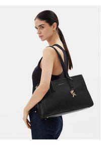 MICHAEL Michael Kors Torebka Laila 30S5G9IT2L Czarny. Kolor: czarny. Materiał: skórzane