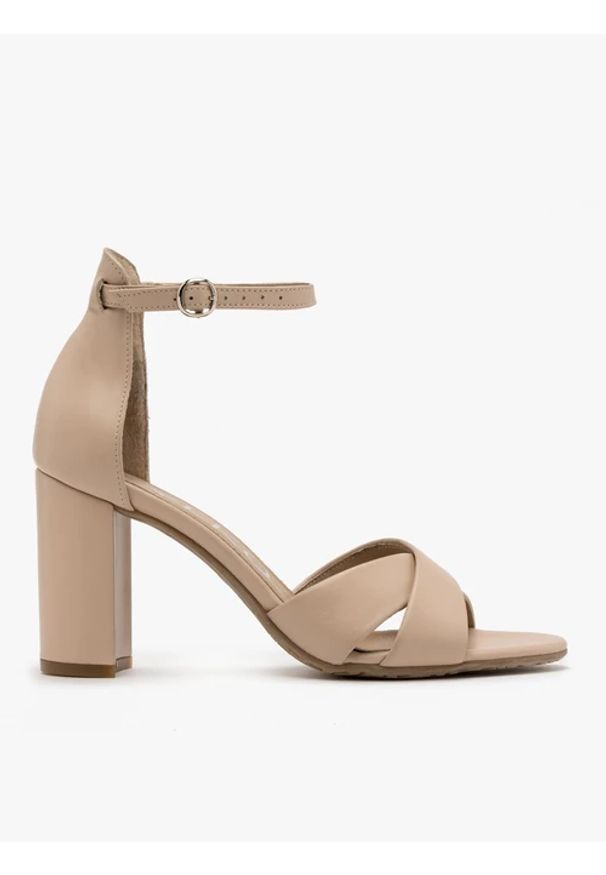 Ryłko - Beżowe sandały na wysokim słupku. Kolor: beżowy. Materiał: skóra. Obcas: na słupku. Styl: street. Wysokość obcasa: średni