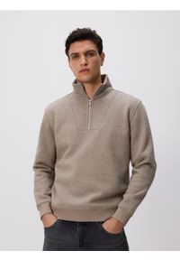 Reserved - Gładka bluza ze stójką - brązowy. Typ kołnierza: kołnierzyk stójkowy. Kolor: brązowy. Materiał: bawełna, dzianina. Wzór: gładki #1