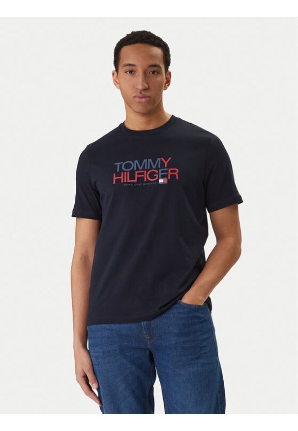 TOMMY HILFIGER - Tommy Hilfiger T-Shirt Brand Love Big Text MW0MW42369 Granatowy Regular Fit. Kolor: niebieski. Materiał: bawełna