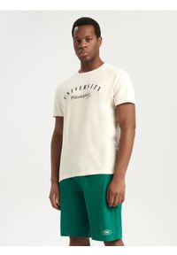 Sinsay - Piżama bawełniana - kremowy. Kolor: kremowy. Materiał: bawełna. Wzór: nadruk #1