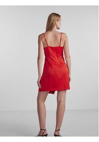 YAS Sukienka koktajlowa Dotteadrape 26028266 Czerwony Slim Fit. Kolor: czerwony. Materiał: syntetyk. Styl: wizytowy