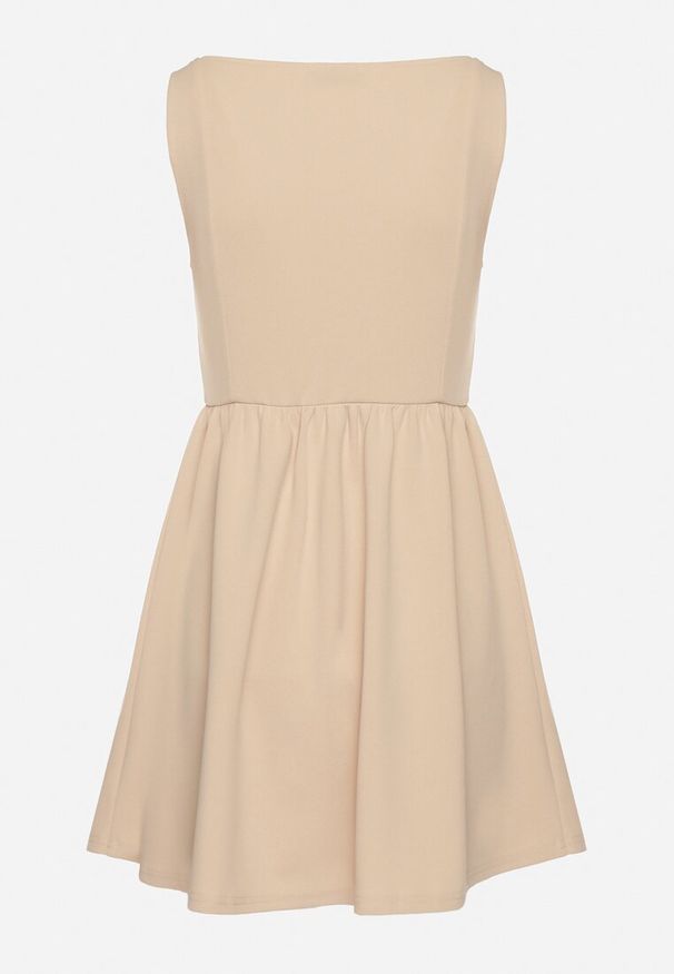 Born2be - Jasnobeżowa Koktajlowa Rozkloszowana Sukienka z Wiskozą Tilavelle. Okazja: na imprezę. Kolor: beżowy. Materiał: wiskoza. Sezon: lato. Typ sukienki: proste, rozkloszowane. Styl: wizytowy