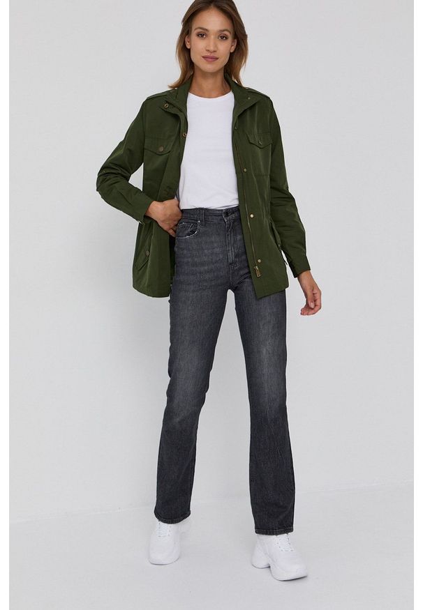 Guess - Kurtka. Okazja: na co dzień. Kolor: zielony. Materiał: tkanina. Wzór: gładki. Styl: casual