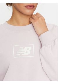 New Balance Bluza Essentials French Terry Crew WT33514 Fioletowy Regular Fit. Kolor: fioletowy. Materiał: syntetyk