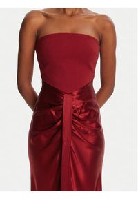 STAUD Sukienka koktajlowa Wayfaaring R24F2160PS Czerwony Slim Fit. Kolor: czerwony. Materiał: satyna. Styl: wizytowy