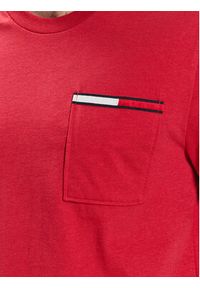 Tommy Jeans T-Shirt Essential DM0DM13063 Czerwony Regular Fit. Kolor: czerwony. Materiał: bawełna #2