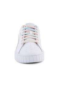 Buty do chodzenia damskie Puma Cali Star Gl. Zapięcie: sznurówki. Kolor: biały. Materiał: tkanina, materiał, skóra, syntetyk. Szerokość cholewki: normalna. Sport: turystyka piesza
