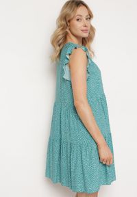 Born2be - Zielona Bawełniana Sukienka o Rozkloszowanym Kroju w Kropki Giavina. Okazja: na co dzień. Kolor: zielony. Materiał: bawełna. Wzór: kropki. Typ sukienki: sportowe, rozkloszowane. Styl: casual, sportowy