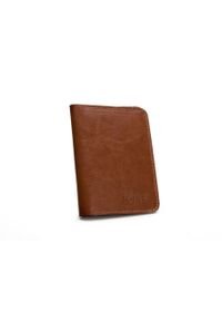 Solier - Skórzany cienki portfel męski z bilonówką SOLIER SW15 SLIM brąz. Kolor: brązowy. Materiał: skóra