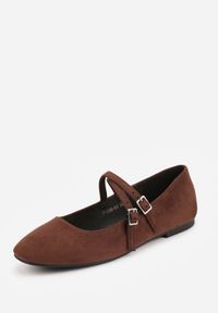 Renee - Brązowe Balerinki w Stylu Mary Jane VICES z Imitacji Zamszu Natinare. Okazja: na co dzień. Zapięcie: klamry. Kolor: brązowy. Materiał: zamsz. Styl: casual, elegancki, klasyczny #4