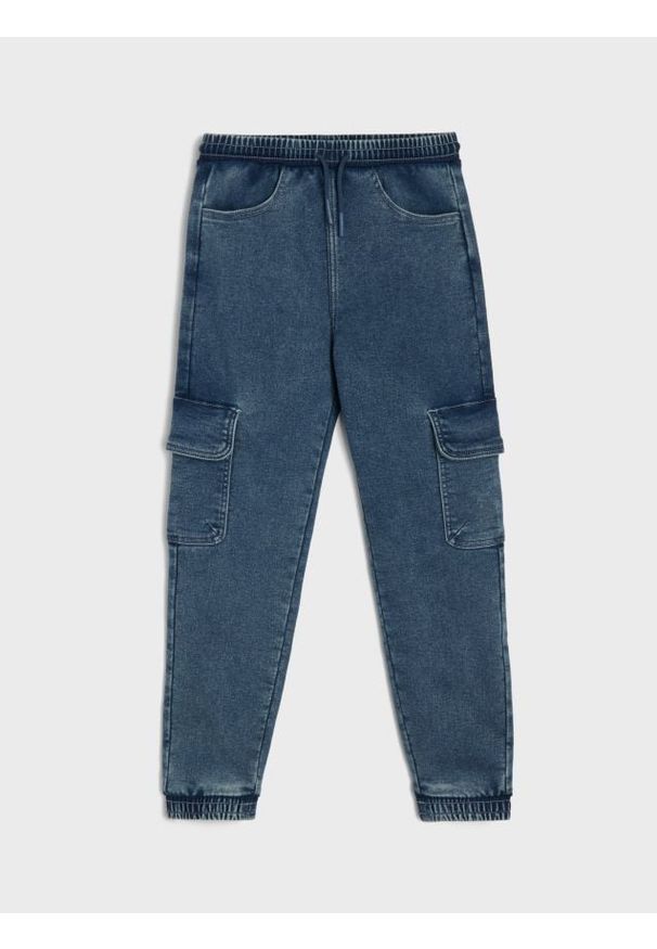 Sinsay - Jeansy jogger cargo - niebieski. Kolor: niebieski
