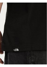 The North Face T-Shirt Simple Dome NF0A87NG Czarny Regular Fit. Kolor: czarny. Materiał: bawełna