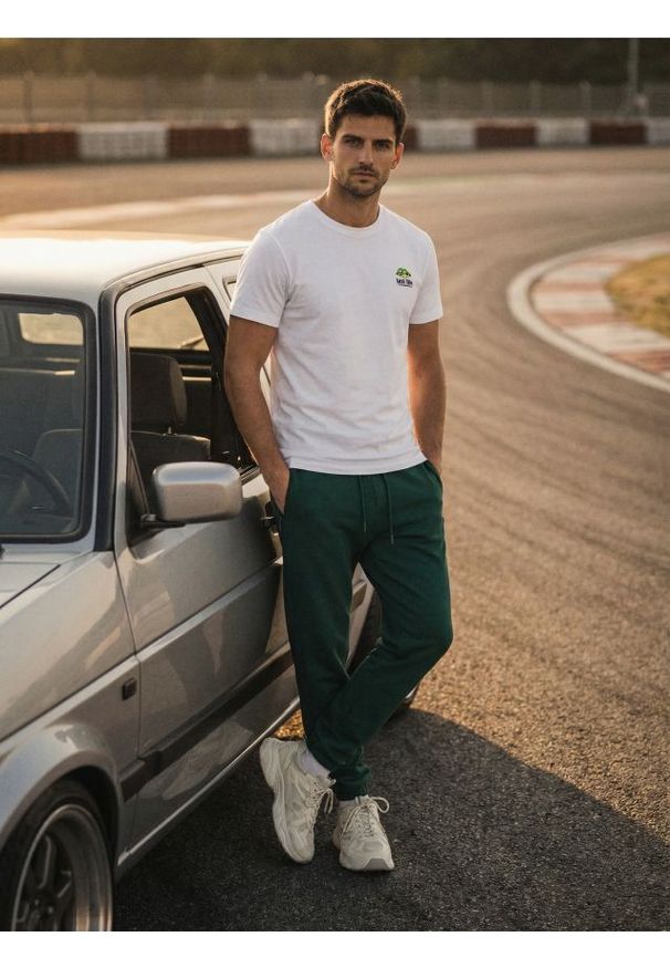 Sinsay - Spodnie dresowe jogger - zielony. Kolor: zielony. Materiał: dresówka