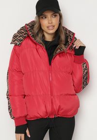 Born2be - Czerwona Dwustronna Kurtka Puffer z Odpinanym Kapturem i Kieszeniami Erisaria. Okazja: na spacer. Kolor: czerwony. Materiał: materiał, jeans. Styl: wizytowy, elegancki #1