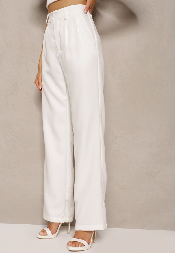 Renee - Białe Garniturowe Spodnie High Waist z Gumką w Talii Oziara. Okazja: na co dzień. Stan: podwyższony. Kolor: biały. Długość: długie. Styl: casual, elegancki