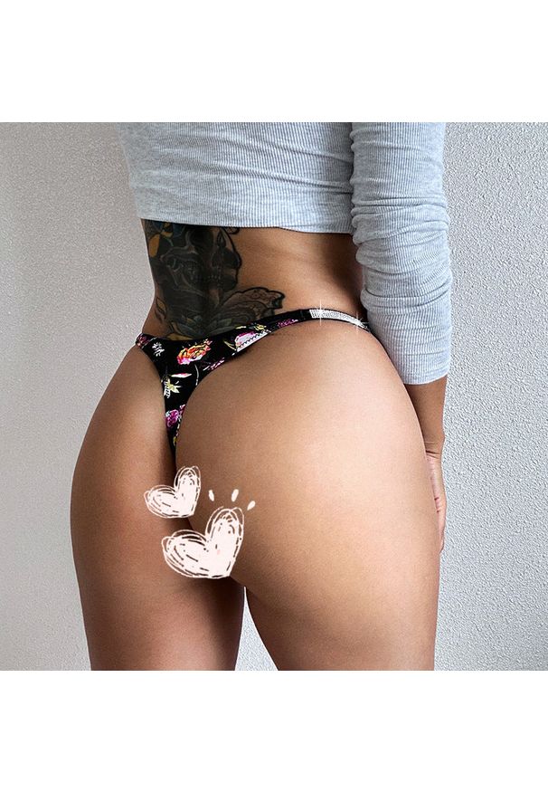 Intica - Majtki z ozdobną gumką podkreślające sylwetkę Magga. Kolor: niebieski. Materiał: materiał