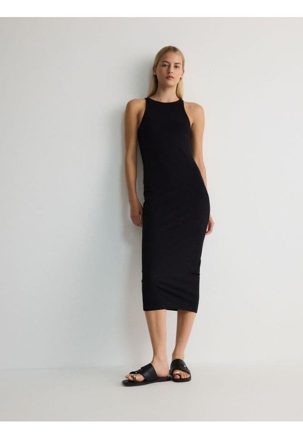 Reserved - Sukienka maxi z bawełnianej dzianiny - czarny. Kolor: czarny. Materiał: bawełna, dzianina. Długość: maxi