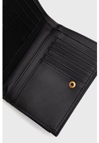 Guess portfel damski kolor czarny. Kolor: czarny. Materiał: materiał #4
