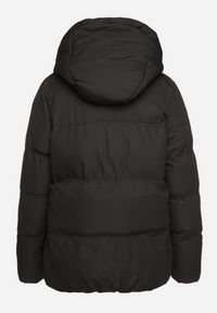 Born2be - Czarna Kurtka Pikowana z Kapturem Vertigara. Okazja: na co dzień. Typ kołnierza: kaptur. Kolor: czarny. Materiał: jeans, dzianina. Styl: elegancki, casual #4