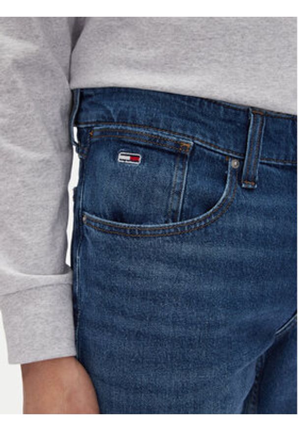 Tommy Jeans Szorty jeansowe Ronnie DM0DM20943 Granatowy Regular Fit. Kolor: niebieski. Materiał: bawełna