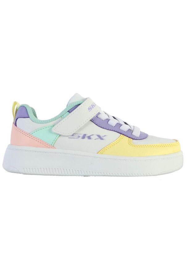 skechers - Buty do chodzenia dla dzieci Skechers Sport Court 92. Kolor: biały, wielokolorowy. Materiał: materiał, syntetyk. Szerokość cholewki: normalna. Model: Skechers Sport. Sport: turystyka piesza