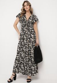 Born2be - Czarno-Beżowa Sukienka Maxi w Kwiaty z Falowanymi Rękawkami i Gumką w Talii Mulanitti. Kolor: czarny. Długość rękawa: krótki rękaw. Wzór: kwiaty. Sezon: lato. Długość: maxi #7