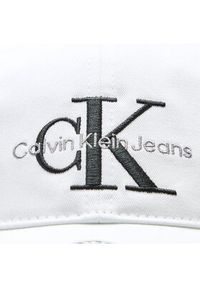 Calvin Klein Jeans Czapka z daszkiem K50K510061 Biały. Kolor: biały. Materiał: materiał, bawełna #3