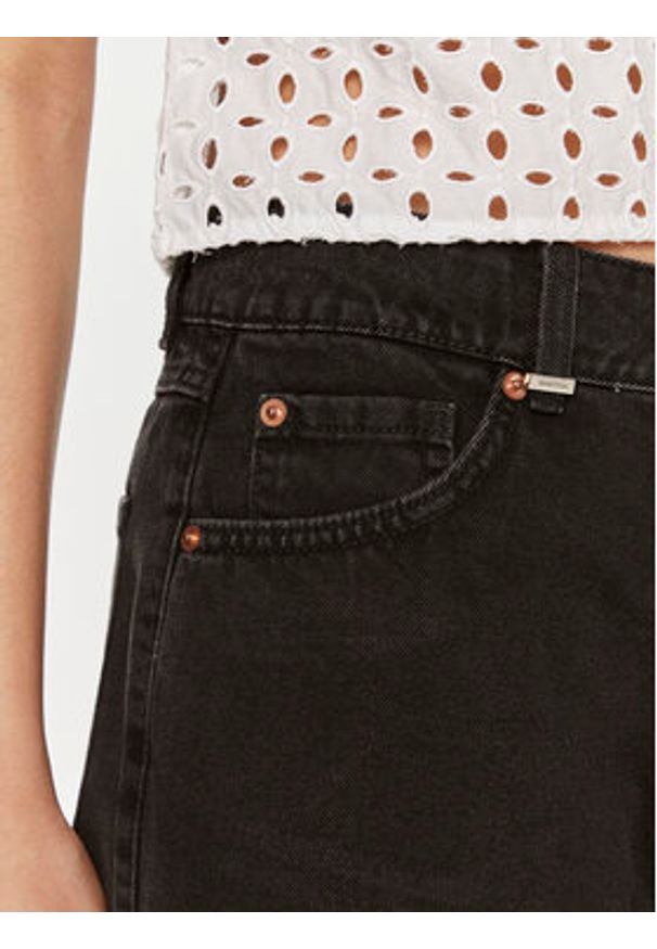 United Colors of Benetton - United Colors Of Benetton Szorty jeansowe 4IPCD9018 Czarny Regular Fit. Kolor: czarny. Materiał: bawełna