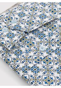 Pako Lorente - PAKO LORENTE – Koszula w kolorze białym w oryginalny wzór. Okazja: na co dzień. Kolor: biały. Styl: casual #6