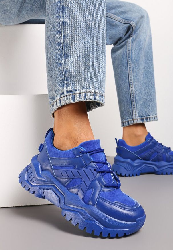 Born2be - Niebieskie Sneakersy na Grubej Podeszwie z Wstawkami Naindia. Kolor: niebieski