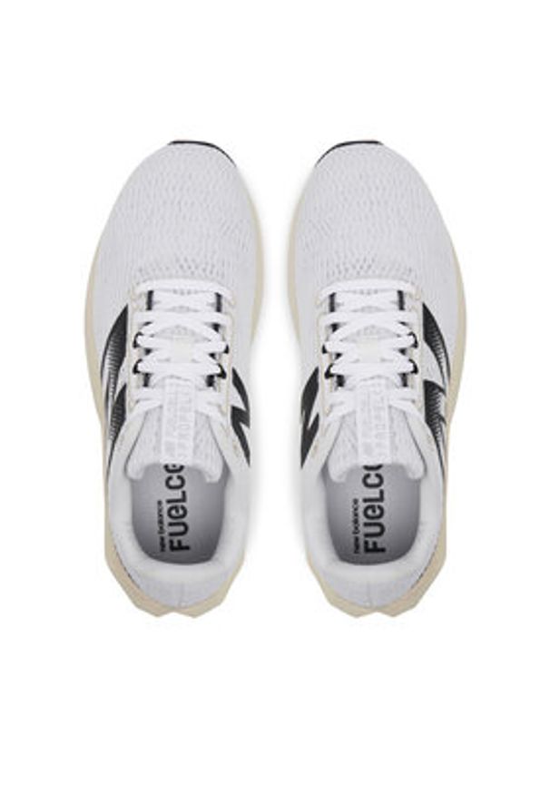 New Balance Buty do biegania FuelCell Propel v5 WFCPRCX5 Biały. Kolor: biały. Materiał: materiał