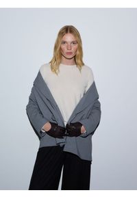 Reserved - Wełniany sweter - kremowy. Kolor: kremowy. Materiał: wełna