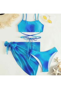 Intica - Komplet bikini z pareo na plażę i basen Eufrasia. Kolor: niebieski. Materiał: materiał
