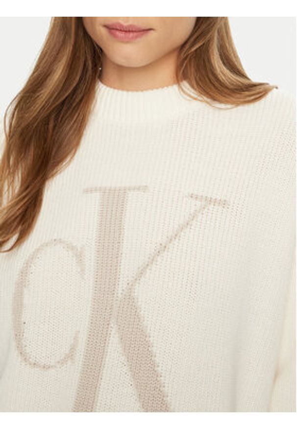 Calvin Klein Jeans Sweter Intrasia J20J224799 Écru Relaxed Fit. Materiał: bawełna