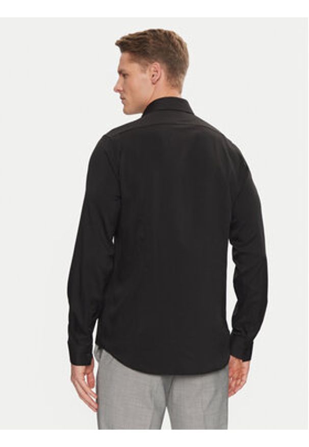 Calvin Klein Koszula Performance Solid Slim Shirt K10K114324 Czarny Regular Fit. Kolor: czarny. Materiał: syntetyk