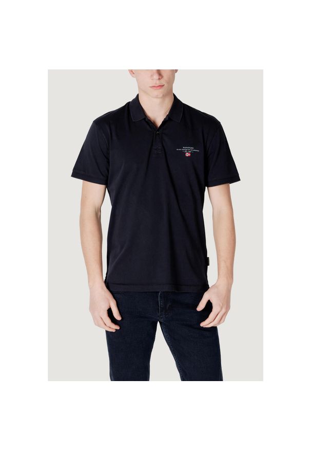 Napapijri - Polo z krótkim rękawem Mężczyzna NAPAPIJRI ELBAS JERSEY. Typ kołnierza: polo. Kolor: czarny. Materiał: jersey. Długość rękawa: krótki rękaw. Długość: krótkie