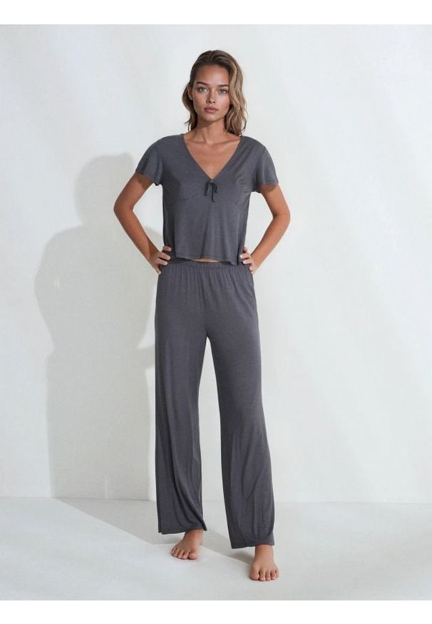 Sinsay - Wiskozowa piżama dwuczęściowa - szary. Kolor: szary. Materiał: wiskoza