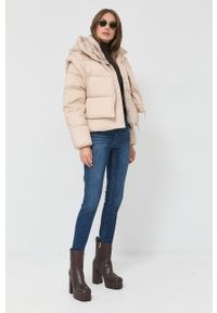 Miss Sixty kurtka puchowa damska kolor beżowy zimowa. Okazja: na co dzień. Kolor: beżowy. Materiał: puch. Sezon: zima. Styl: casual #2