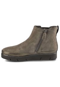 Brązowe Botki Tamaris Damskie Buty Na Platformie. Okazja: na co dzień. Kolor: brązowy. Materiał: zamsz. Obcas: na platformie. Styl: casual, elegancki #3